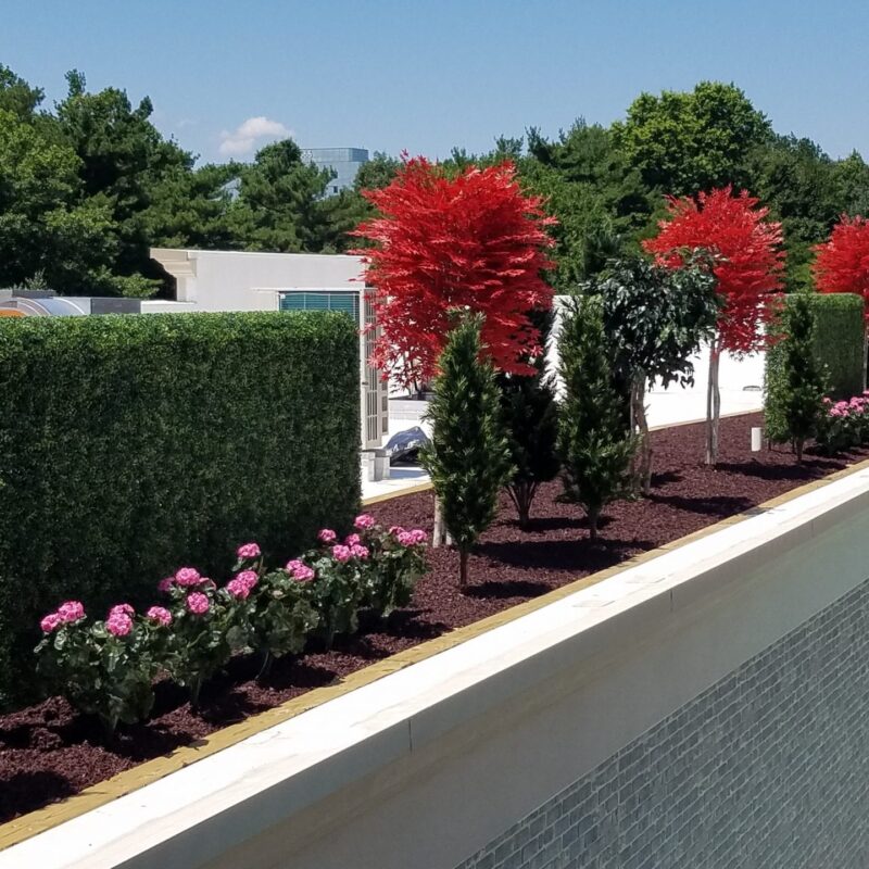 Natural Black (Unpainted) Recycled Rubber Landscape Mulch in Virginia